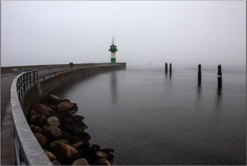 ... Leuchtfeuer Travemünde ...