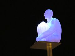 Leuchtfigur auf der Place Masséna in Nizza