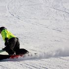 Leuchtspuren auf dem Schnee