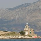 Leuchtturm am Hafen von Sucuraj ( Hvrar/Kroatien)