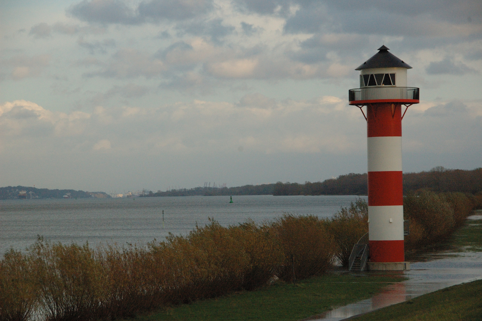 Leuchtturm an der Elbe, bei LA