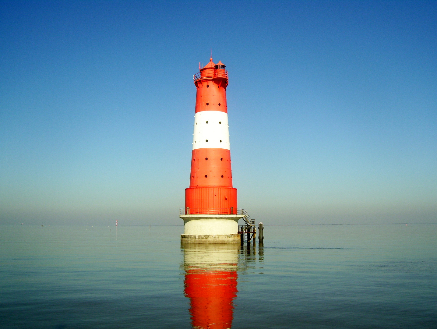 Leuchtturm "Arngast" im Jadebusen