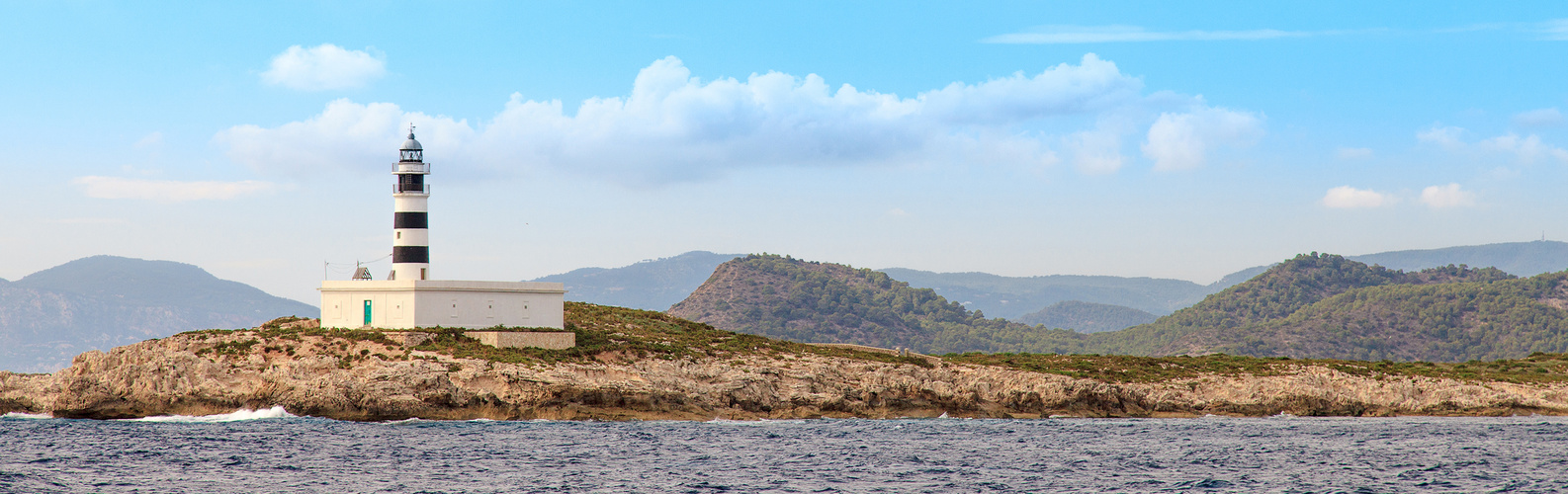 Leuchtturm auf der Illa des Penjats vor Ibiza