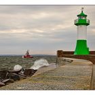 Leuchtturm auf der Mole in Sassnitz