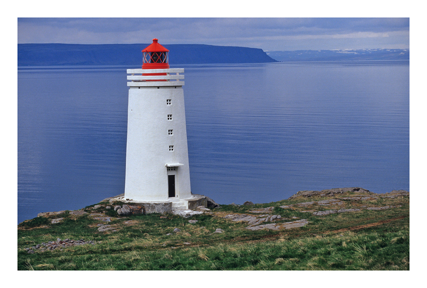 Leuchtturm auf der Vatnsnes-Halbinsel