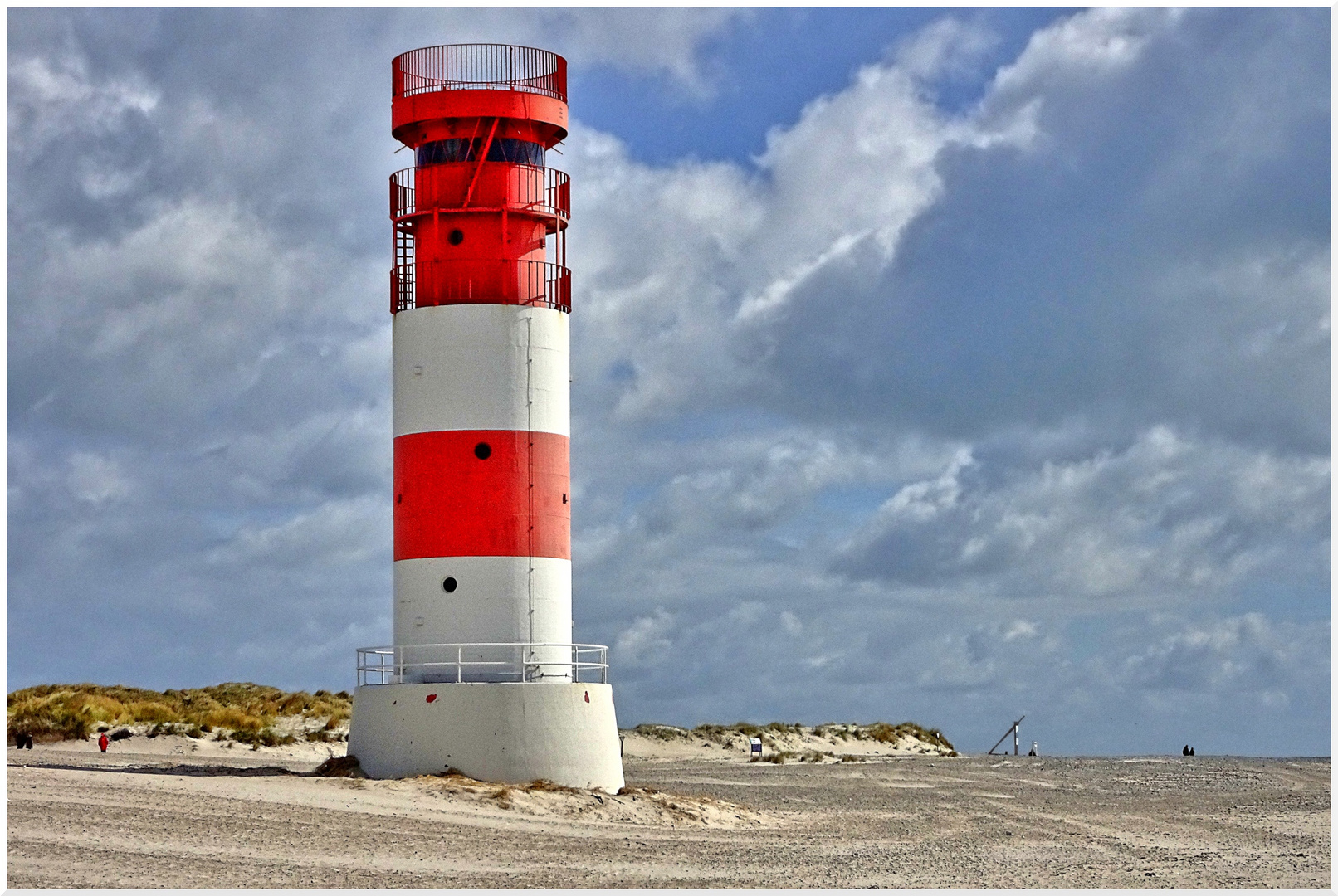 Leuchtturm auf Düne