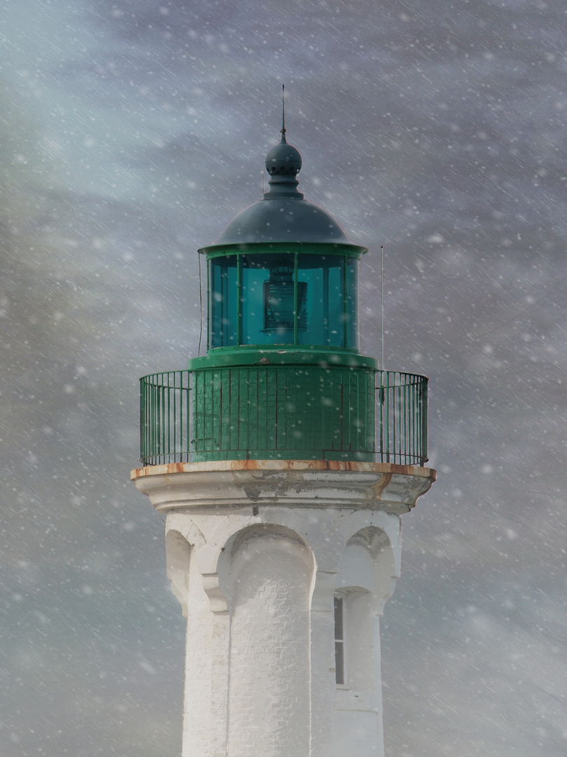 Leuchtturm bei schlechtem Wetter