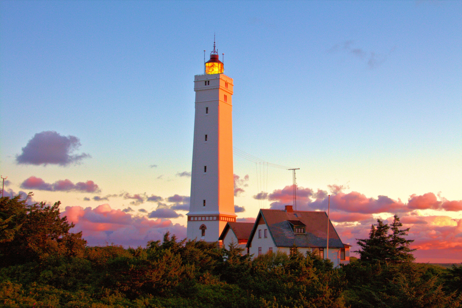 Leuchtturm Blavand bei Sonnenaufgang