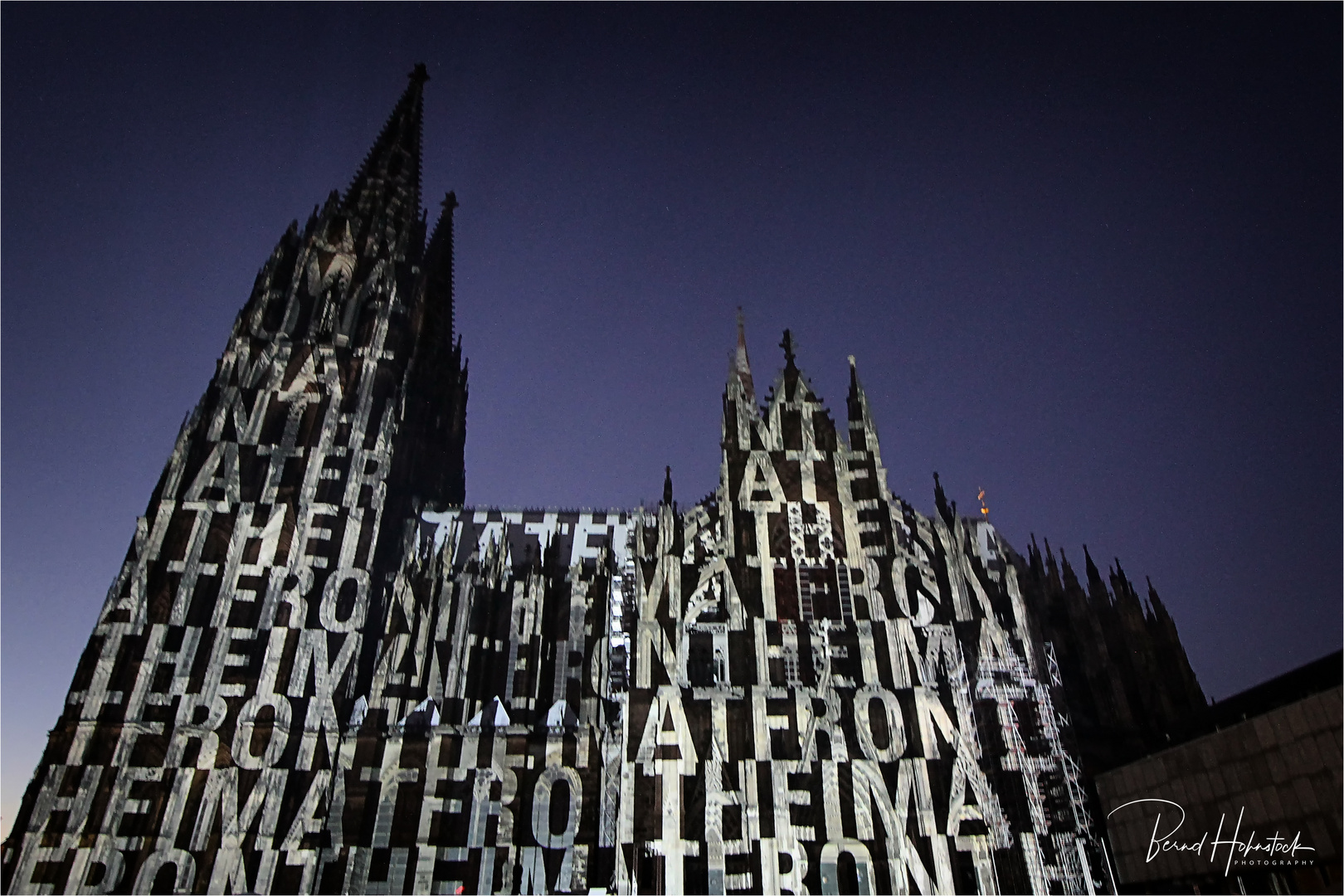 Leuchtturm des Friedens in Köln ...