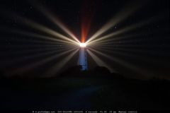 Leuchtturm Dornbusch bei sternenklarer Nacht