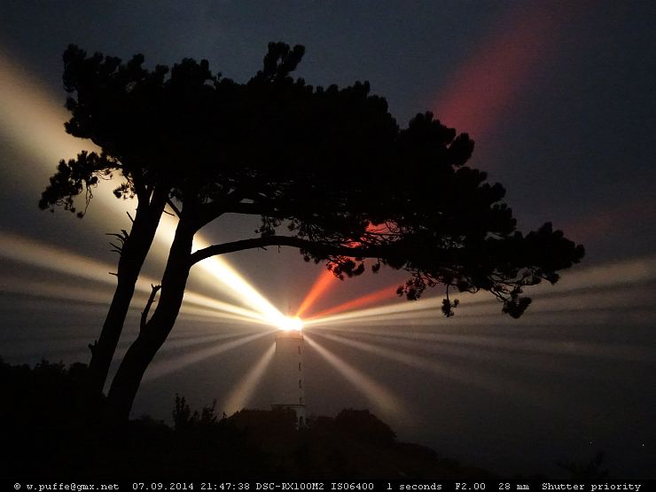 Leuchtturm Dornbusch in der Nacht