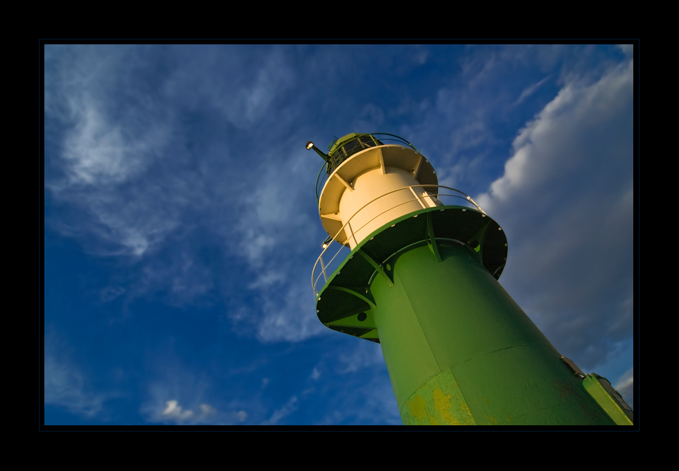 Leuchtturm im Abendlicht