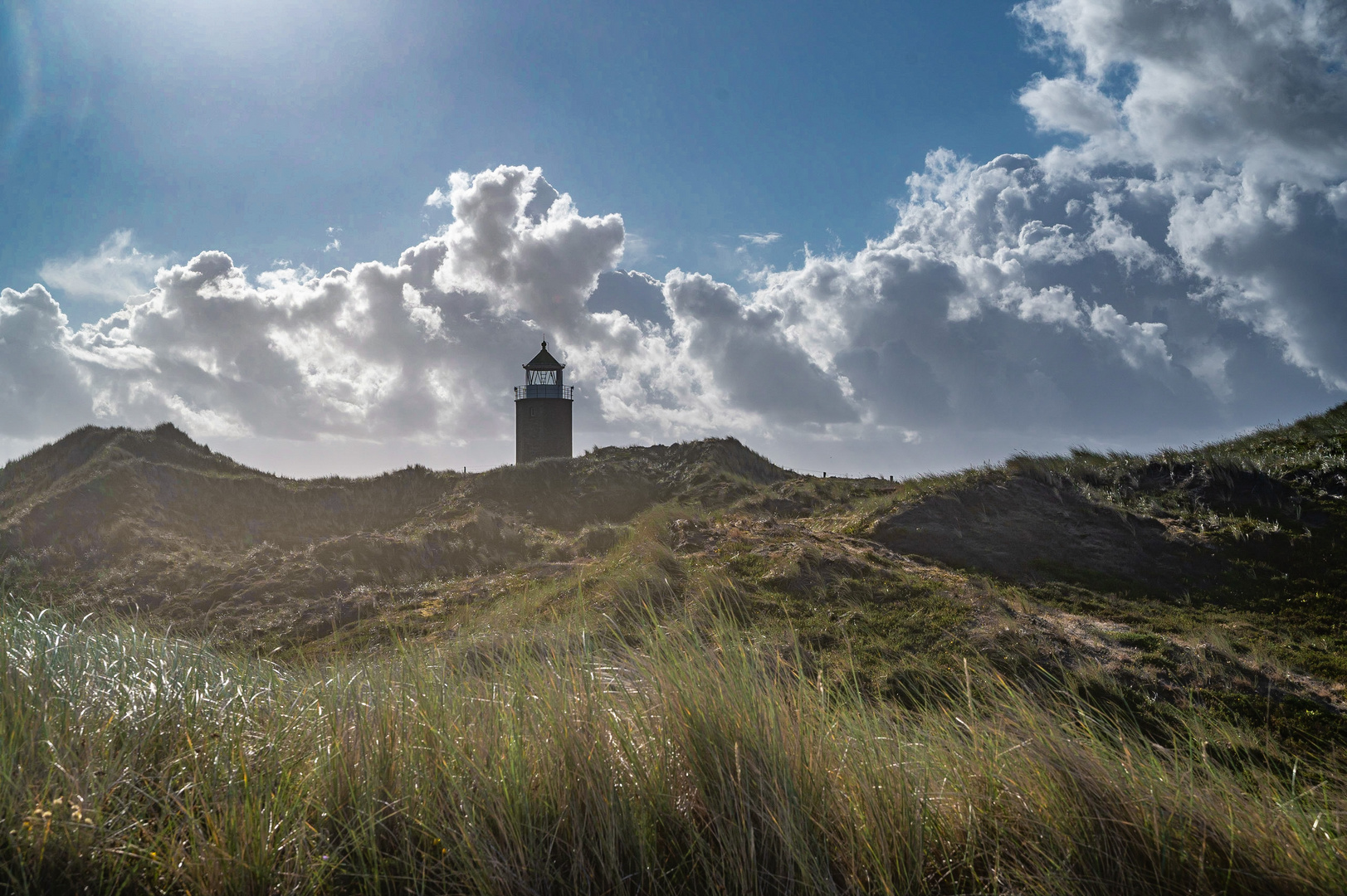 Leuchtturm im Gegenlicht