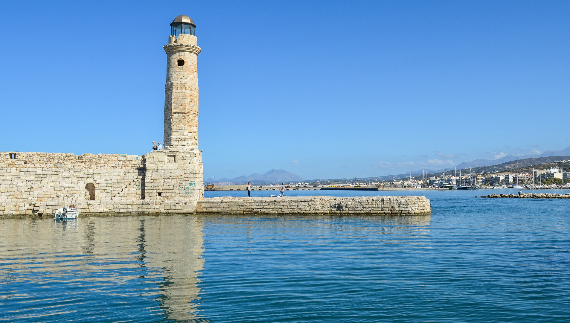 Leuchtturm im Hafen von Rethymno