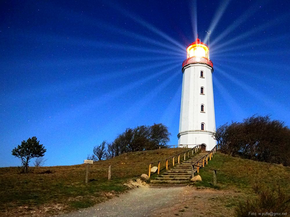 Leuchtturm im Lichte des Vollmondes