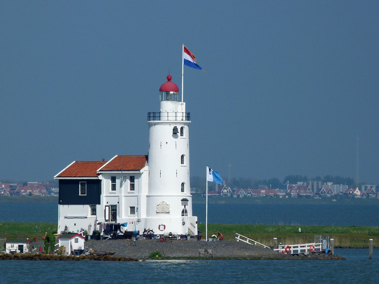 Leuchtturm im Markermeer