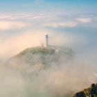 Leuchtturm im Nebel