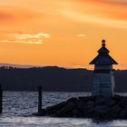 Leuchtturm in der Abenddämmerung