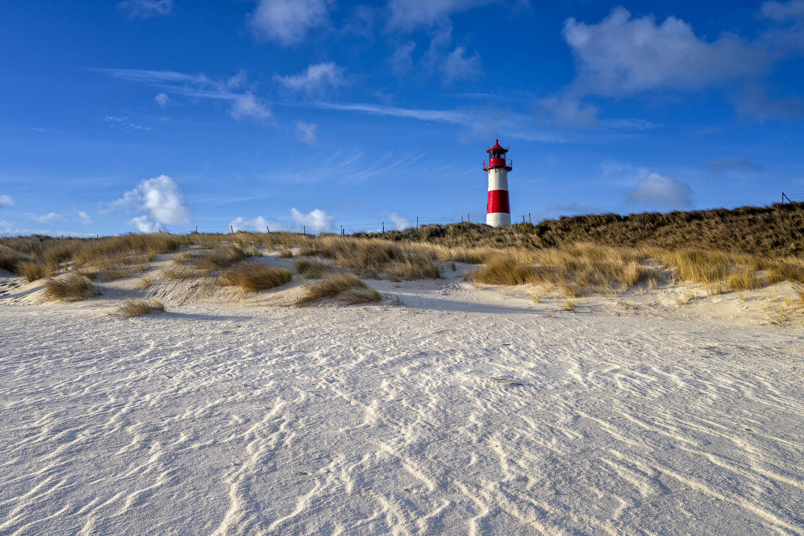 Leuchtturm in List in der Morgensonne