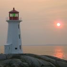 Leuchtturm in Peggy's Cove bei Sonnenuntergang