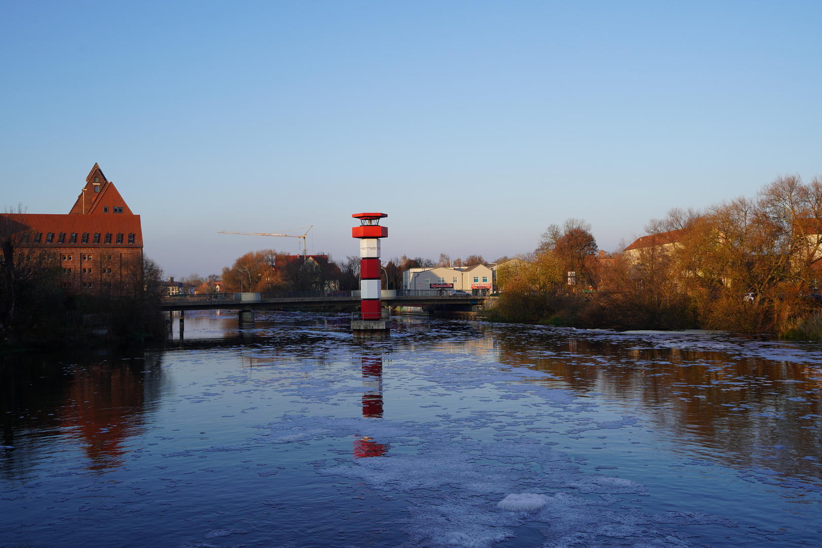 Leuchtturm in RN (Optik wurde in RN hergestellt)