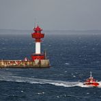 Leuchtturm Kiel und Lotsenboot Schilksee