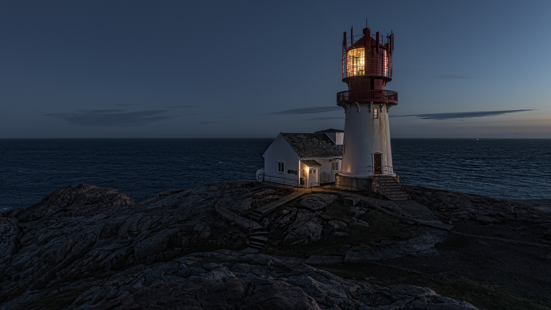 Leuchtturm Lindesnes Fyr zur Blauen Stunde