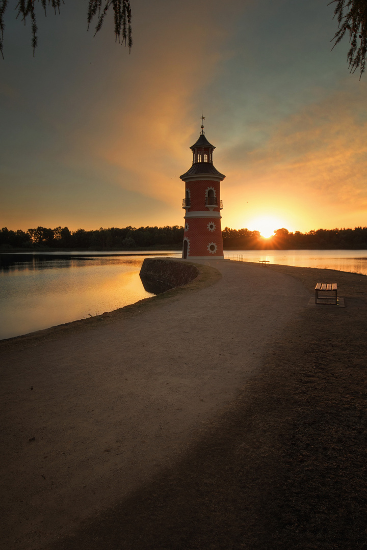 Leuchtturm-Moritzburg/Sachsen am Morgen