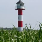 Leuchtturm rot-weiß