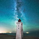 Leuchtturm Rubjerg Knude in Dänemark mit der Milchstraße