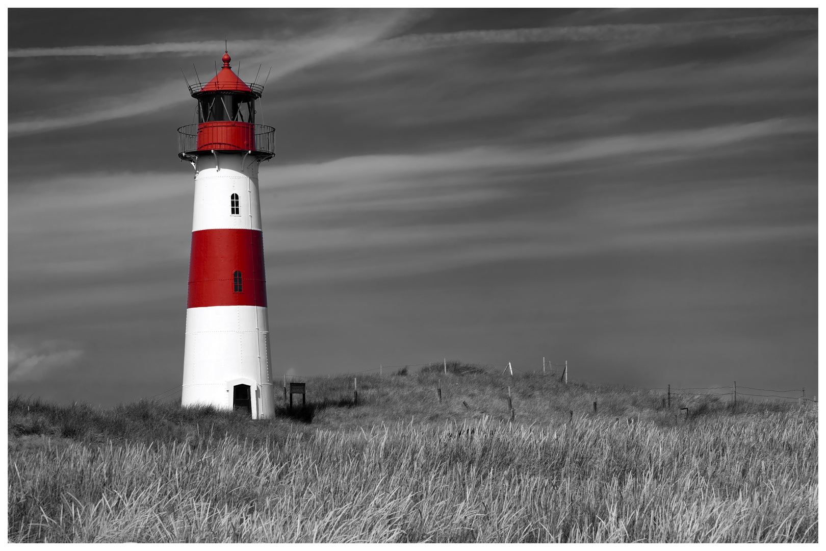 Leuchtturm Sylt schwarz-weiss teilcoloriert