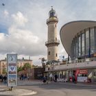 Leuchtturm und "Teepott" Warnemünde