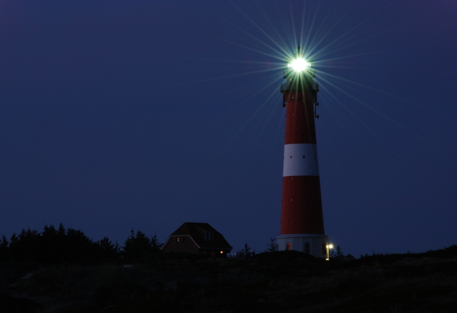 Leuchtturm von Hörnum bei Nacht