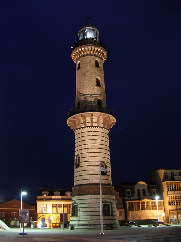 Leuchtturm Warnemünde 22:21