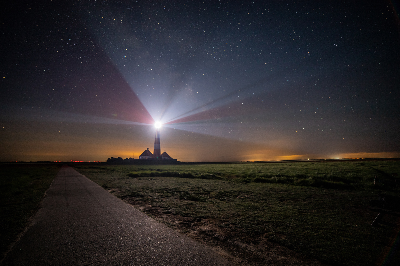 Leuchtturm Westerhever bei Nacht