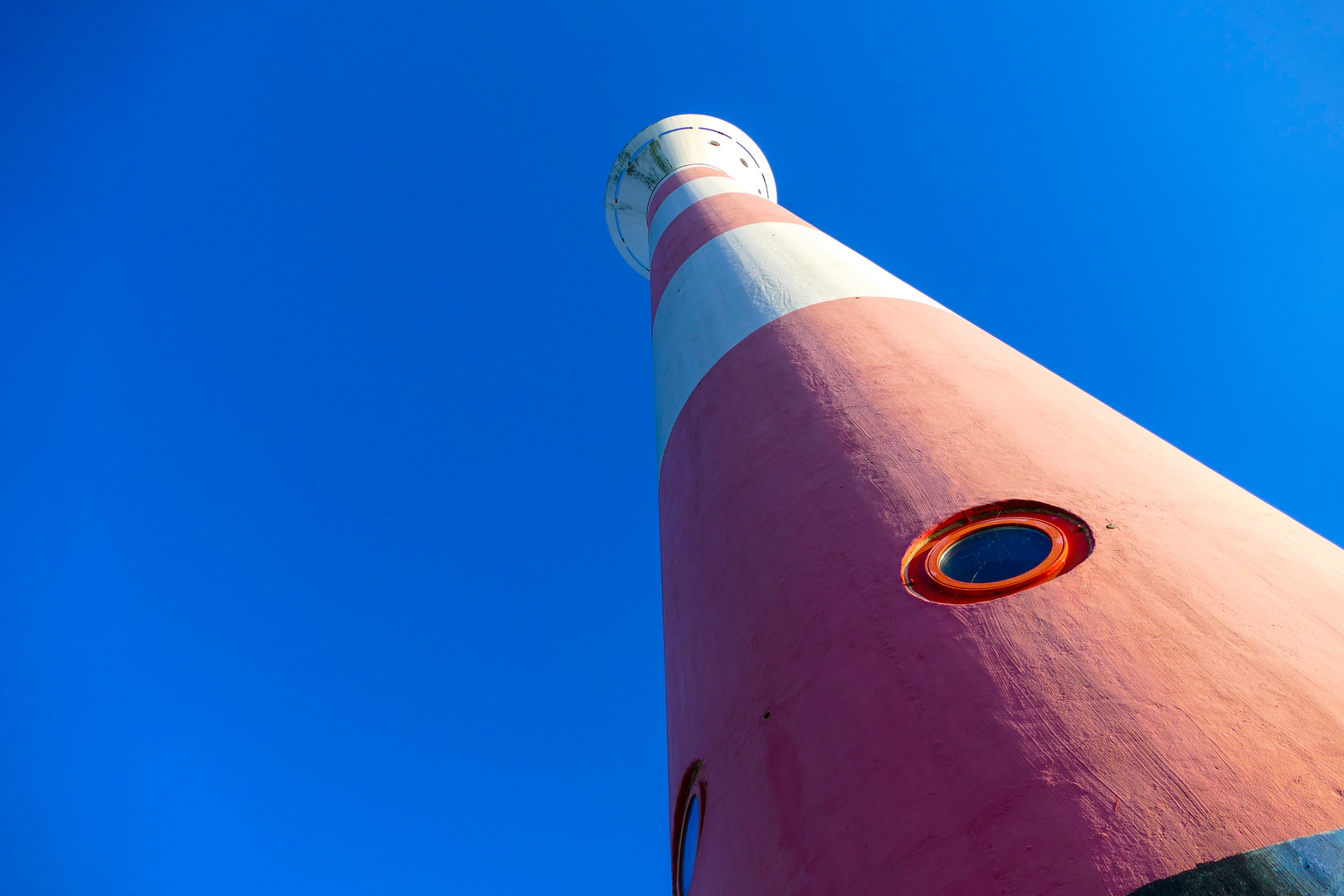 Leuchturm an der Elbe