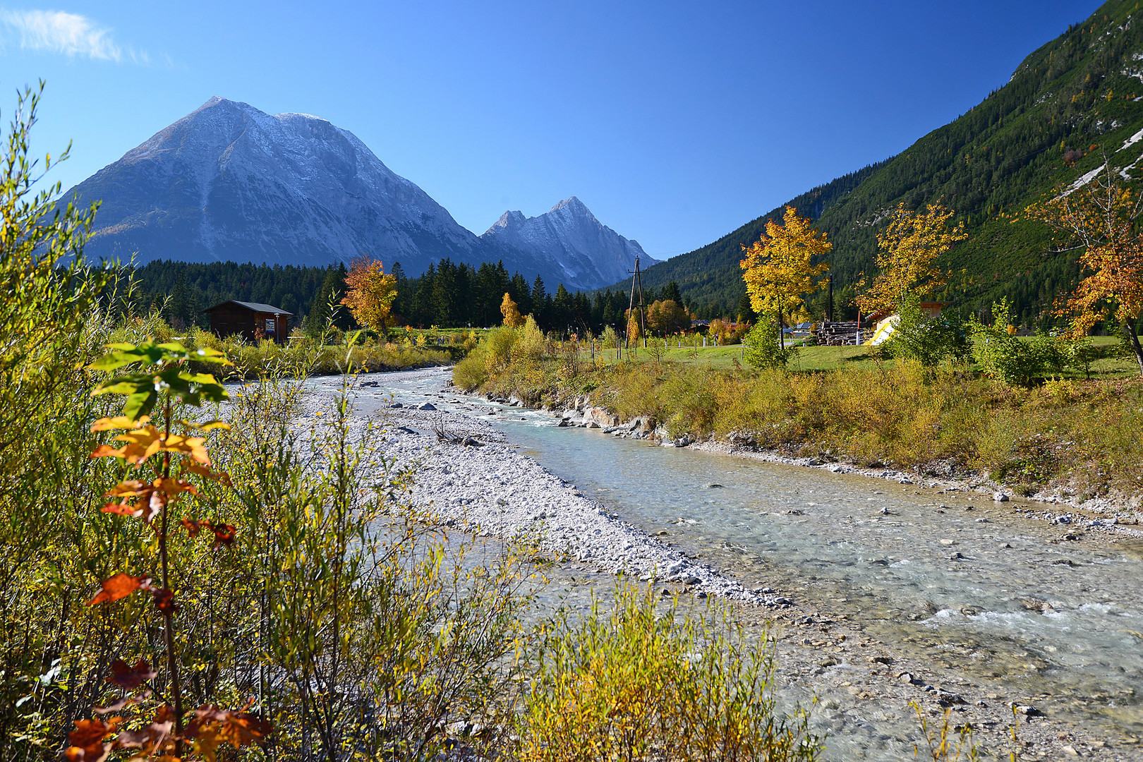 Leutascher Ache. Tirol.