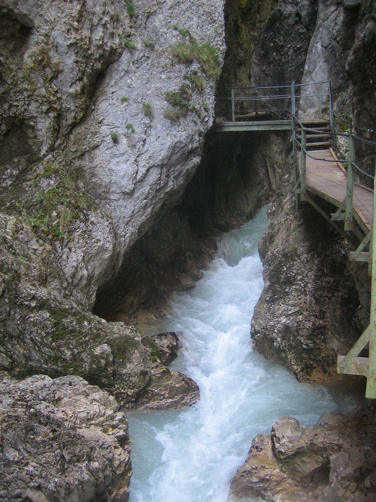 Leutaschklamm von Mittenwald bis nach Tirol