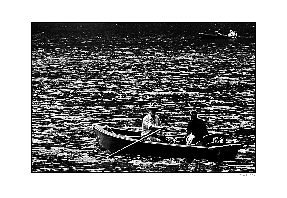 Leute im Boot Foto & Bild erwachsene menschen, menschen in der