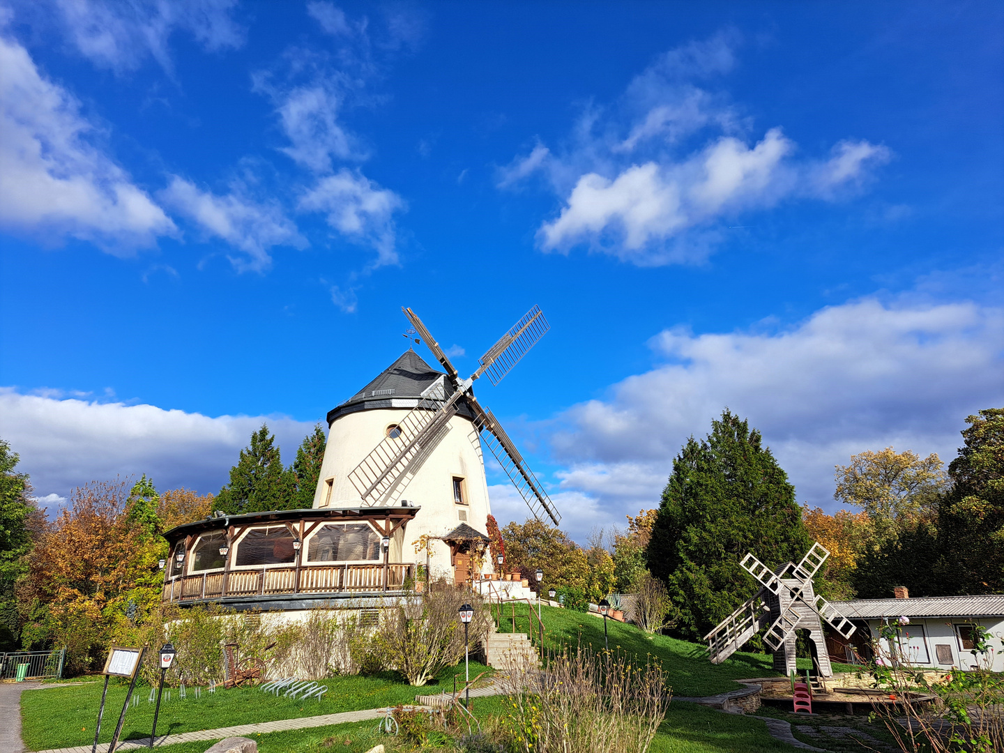 Leutewitzer Windmühle Foto &amp; Bild | landschaft, jahreszeiten ...