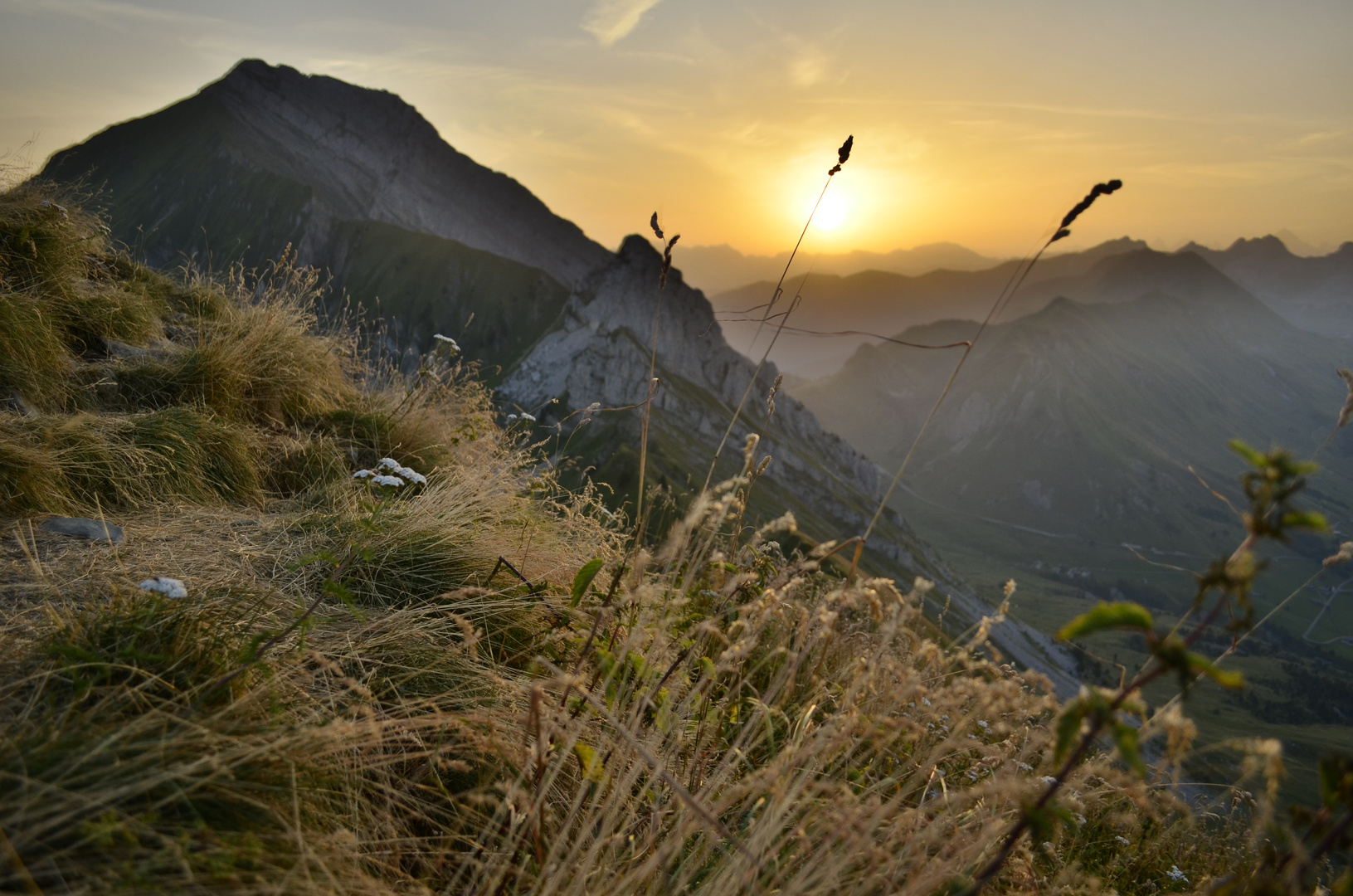 Levé de soleil sur L'aiguille Verte (Grand-Bornand)