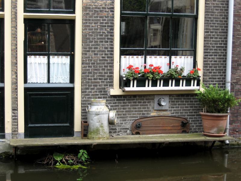 Leven op de gracht (life on the canal)