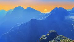 Lever de soleil au Maido