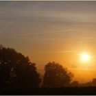 Lever de soleil dans la brume à Caussens (Gers)