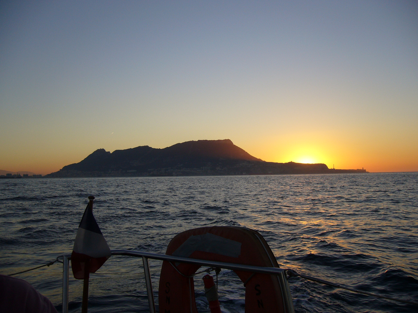 Lever de soleil sur Gibraltar