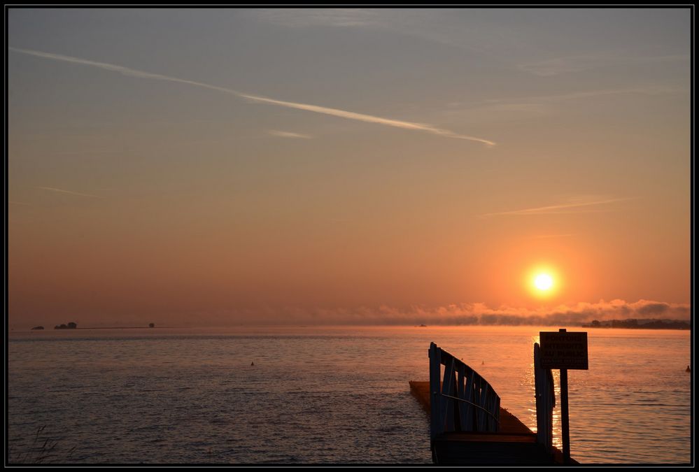 Lever de soleil sur le lac du Der