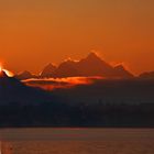 Lever de soleil sur le Mont-Blanc depuis le port de Tannay