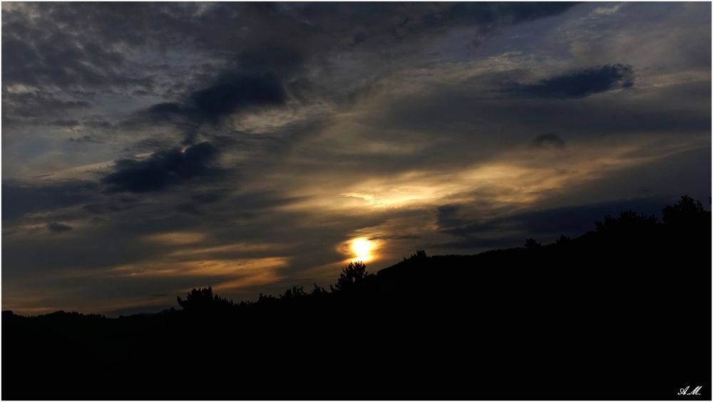 Lever de soleil sur le mont Kolitza (Espagne)