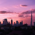 Lever de soleil sur le skyline de Dubaï