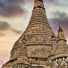 Lever de soleil sur le temple maha aungmye bonzan